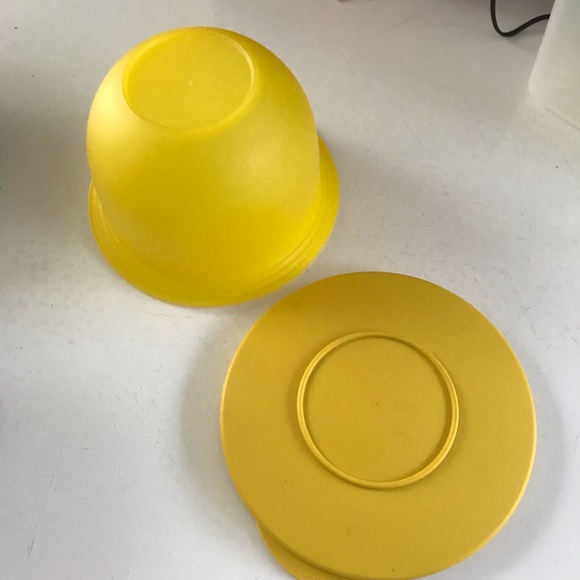 3 Tupperware Impressions Bowls - Picture 3 of 8